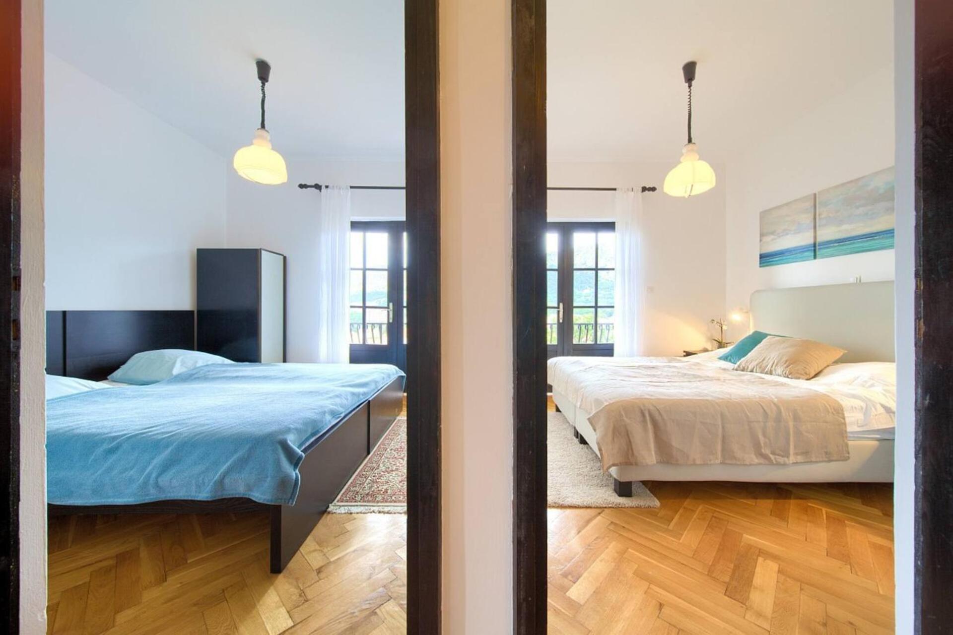 Apartments Nana - Baska Eksteriør bilde
